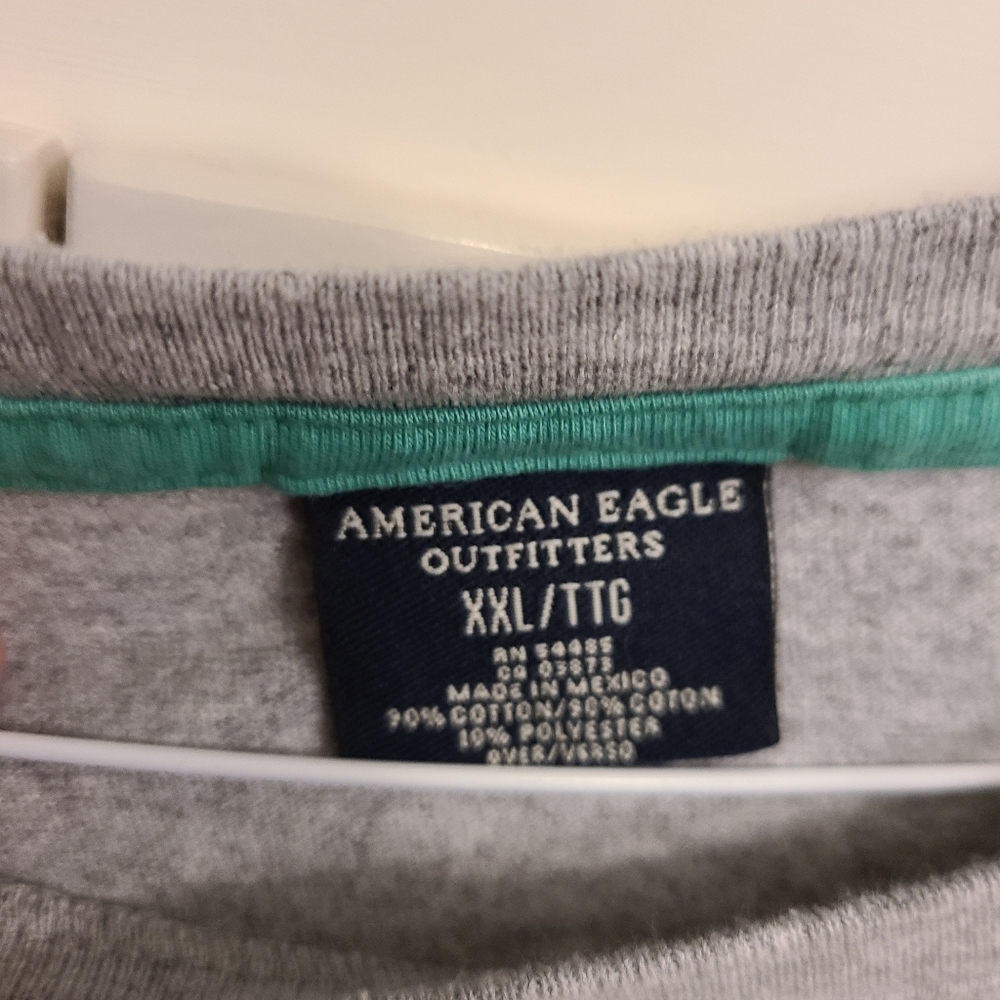 Armed & Dangerous American Eagle Outfitters T-Shirt - Picture 7 of 7